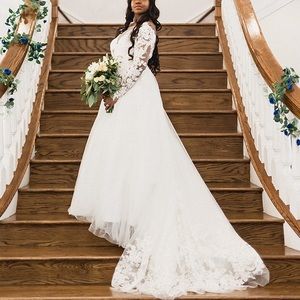 Wedding Dress with 2 foot train